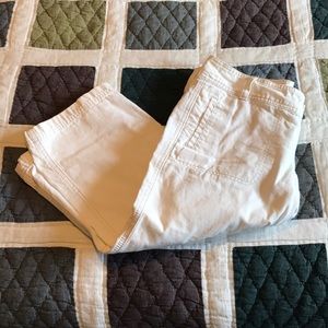 Abercrombie & Fitch capris